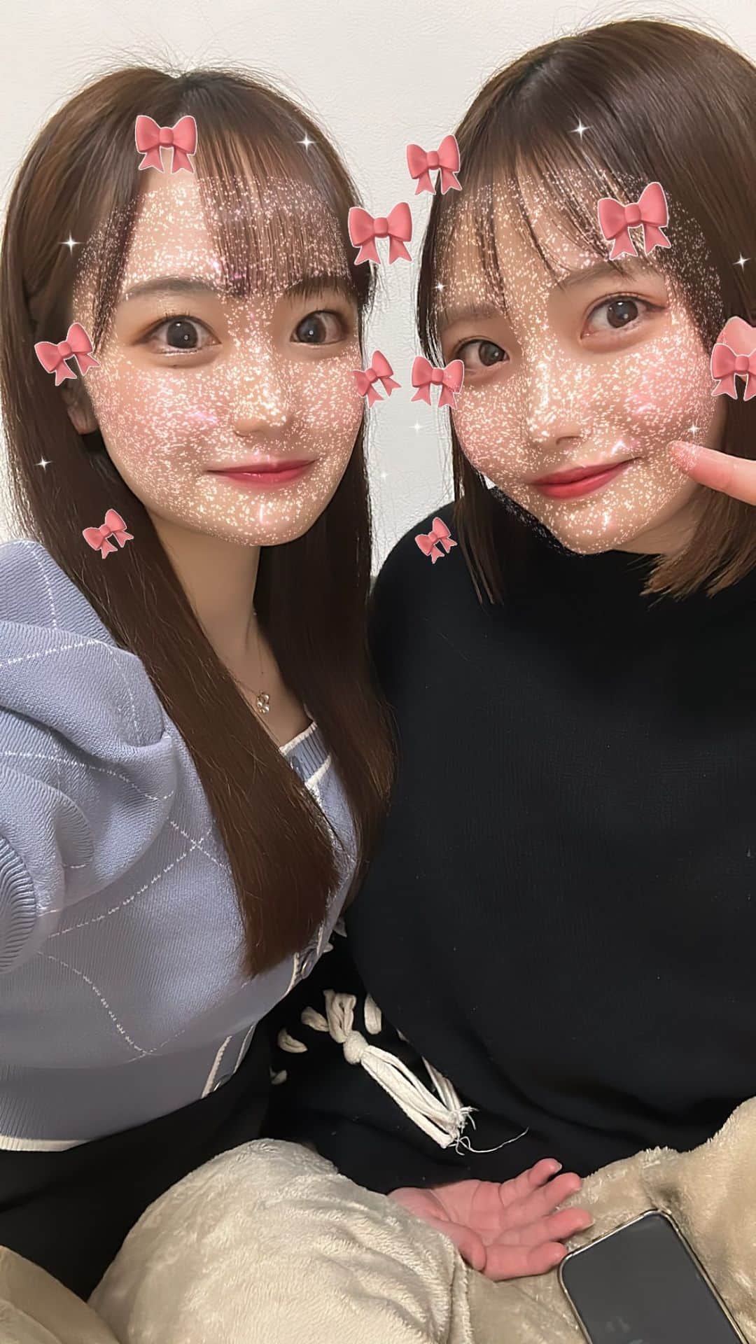 かわぎしるなのインスタグラム：「あやかとライブしたよ🐰🧡」