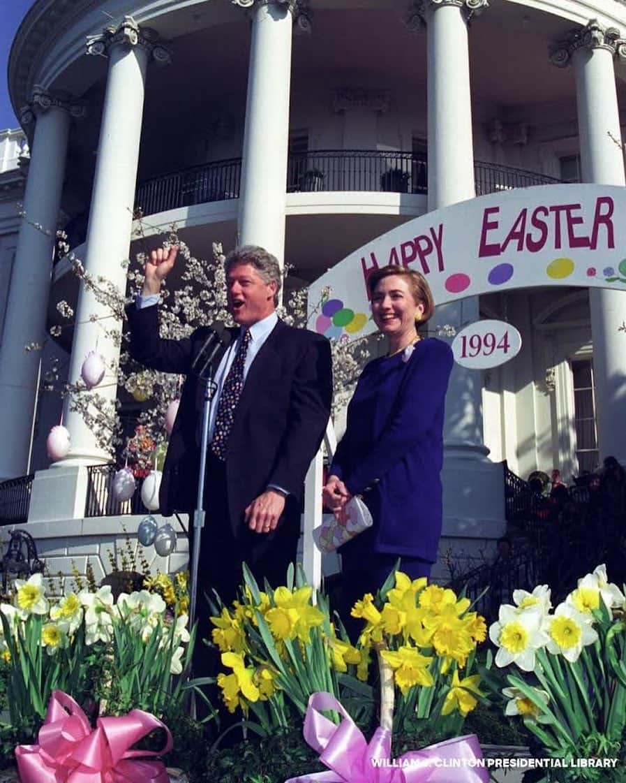 ヒラリー・クリントンさんのインスタグラム写真 - (ヒラリー・クリントンInstagram)「Wishing a happy Easter to everyone celebrating!」4月9日 21時29分 - hillaryclinton