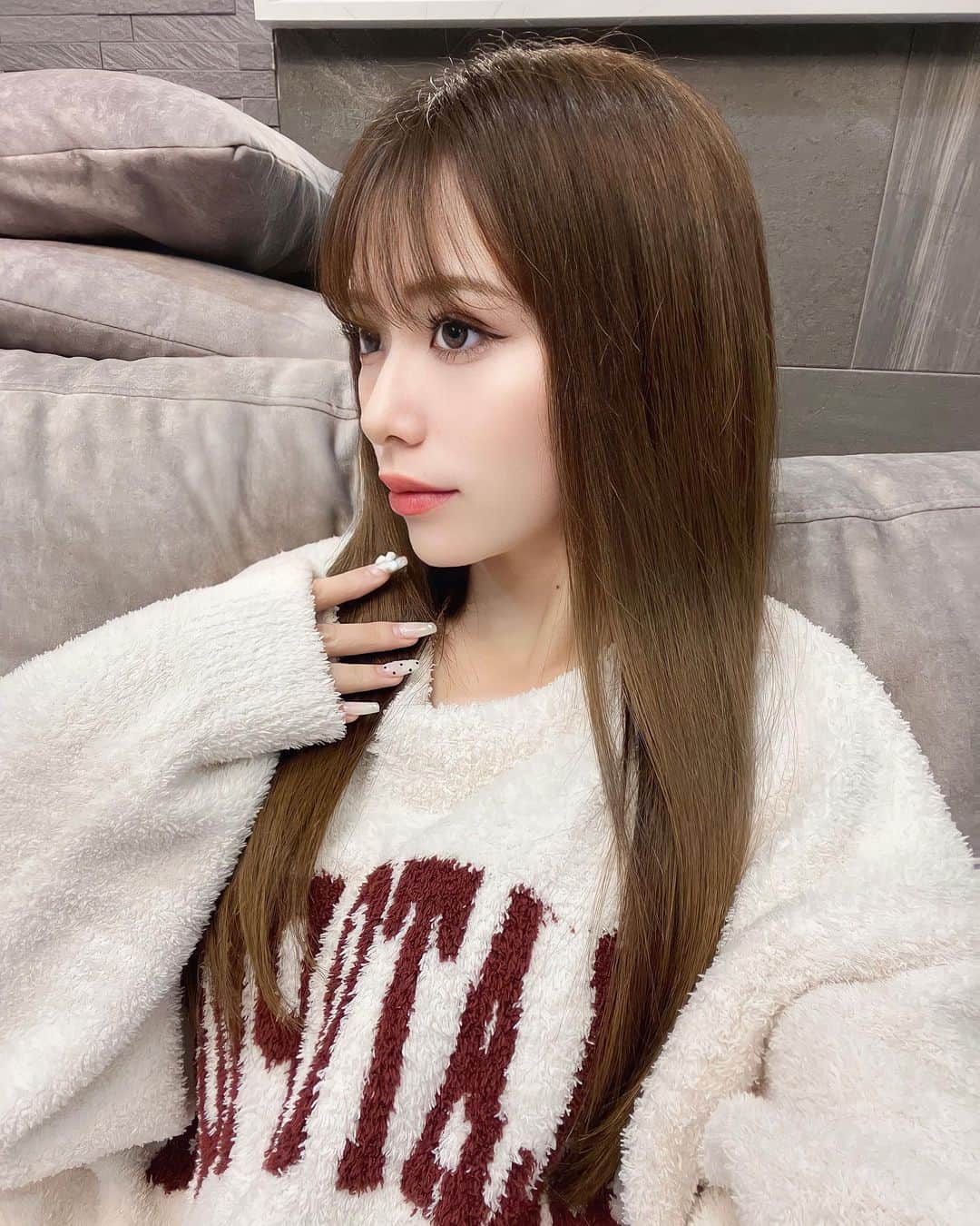 のインスタグラム：「. 高画質してみた🥹  今月のマツパも @_eyelash_princess さんに🤍 いつも有難うございます😭💖 まつ毛が綺麗と目元盛れる🐰  #me」