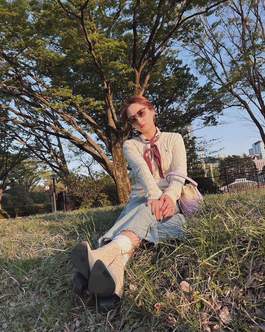 Julia Castroさんのインスタグラム写真 - (Julia CastroInstagram)「載せてなかった春服を一気に載せちゃう🦋🍃🍃🍃 春服楽しんでますか？ . #springmood #springfashion  #outfit #ootd #springstyle  #春服 #春コーデ #春色 #シンプル服 #julifashion」4月9日 21時40分 - julia.c.0209