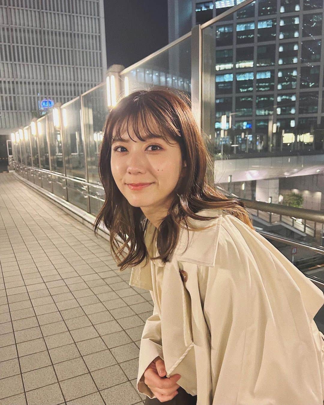 清水麻璃亜さんのインスタグラム写真 - (清水麻璃亜Instagram)「* 嬉しいお仕事の後のわたし🌃 わくわくしたから遠回りのお散歩しながら帰った☺︎ 東京の夜って光が沢山あるのが綺麗で好きです💡」4月9日 22時08分 - gn___maria