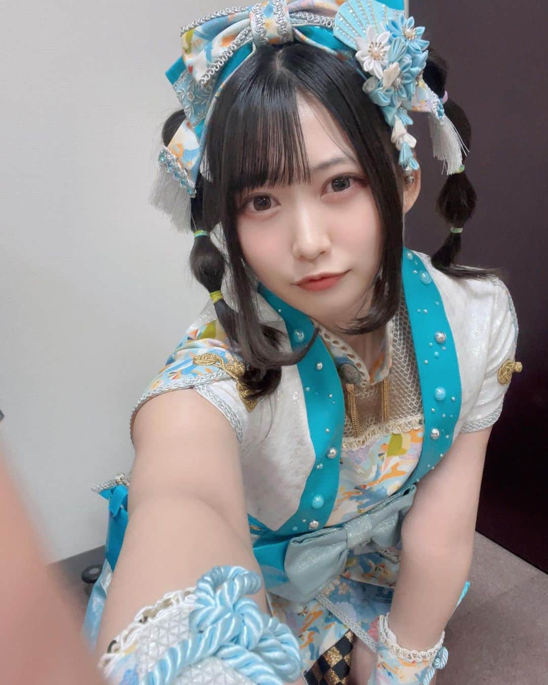 空野青空さんのインスタグラム写真 (空野青空Instagram)「手、繋いでもらっていいですか？」4月9日 22時25分 ao__sky