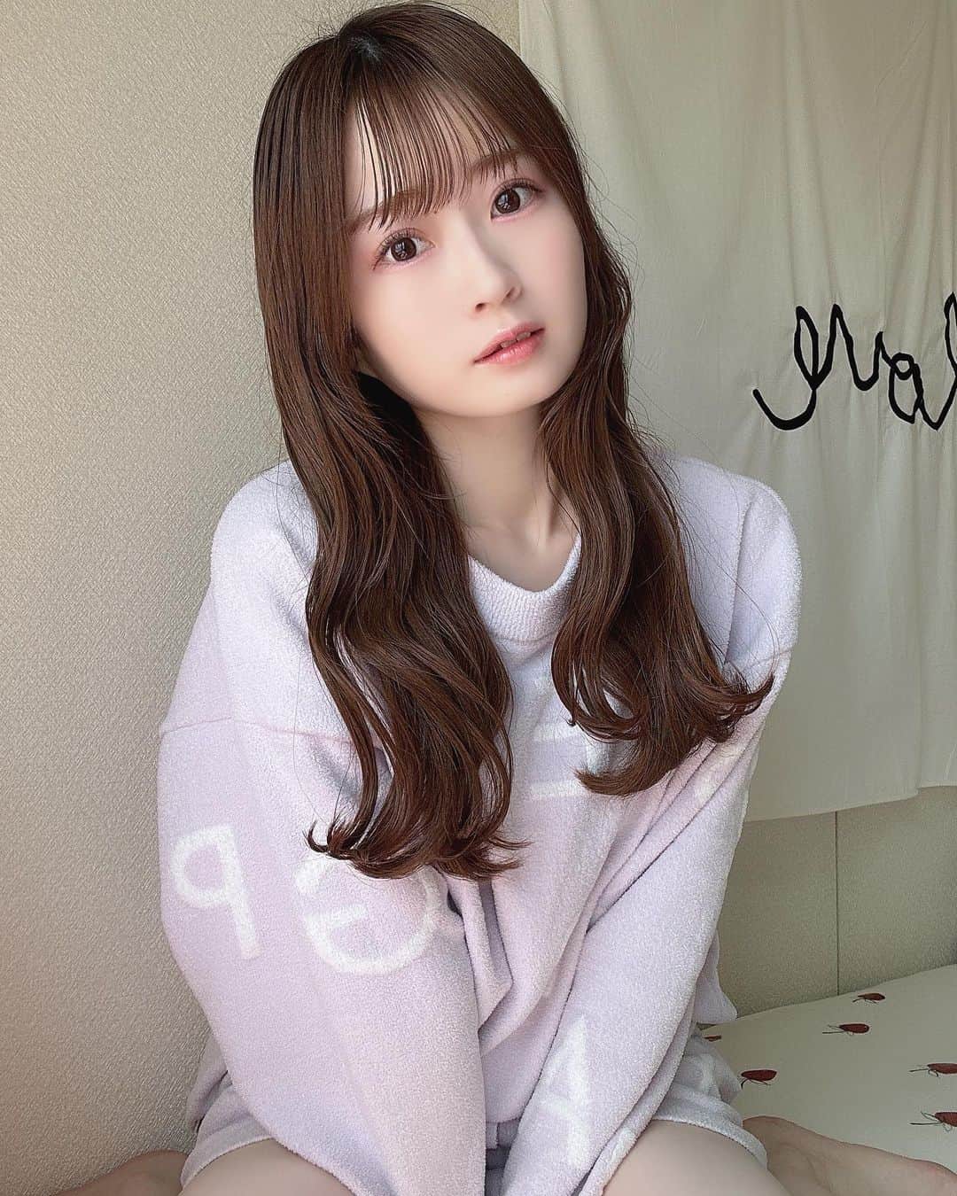 佐野心音のインスタグラム：「部屋着🎶」