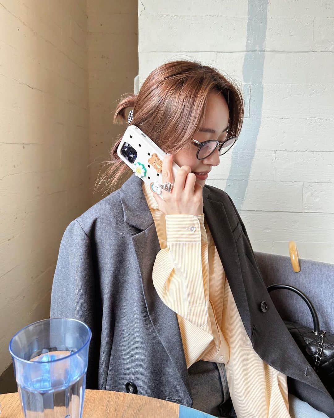 小祝麻里亜のインスタグラム：「最近トレンドのピンパーツ💖🎀🌈🌏🧸  @CASETiFY @CASETiFY_jp で登場してたからピンケースをつかってみた🫶気分が変わる私にはもってこいです☺️  ピン全部とっても他のピンつけても、ポコポコってはめて楽しい✌️  ． ． ＿＿ #CASETiFY #ShowYourColors   #아이폰케이스 #아이폰14프로 #アイフォンケース」