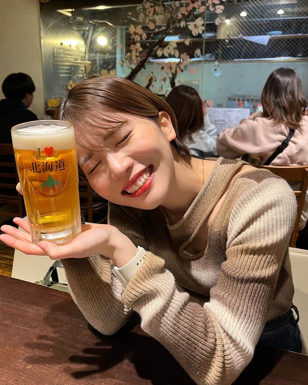 羽柴なつみのインスタグラム：「ビールがうまーい🍺 明日から一緒に仕事頑張りましょう」