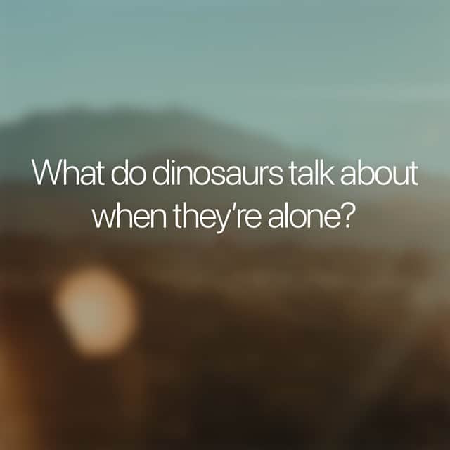 アウル・シティーさんのインスタグラム写真 - (アウル・シティーInstagram)「Something I think about.  #dinosaurpark #cocomoon」4月10日 4時57分 - owlcityofficial