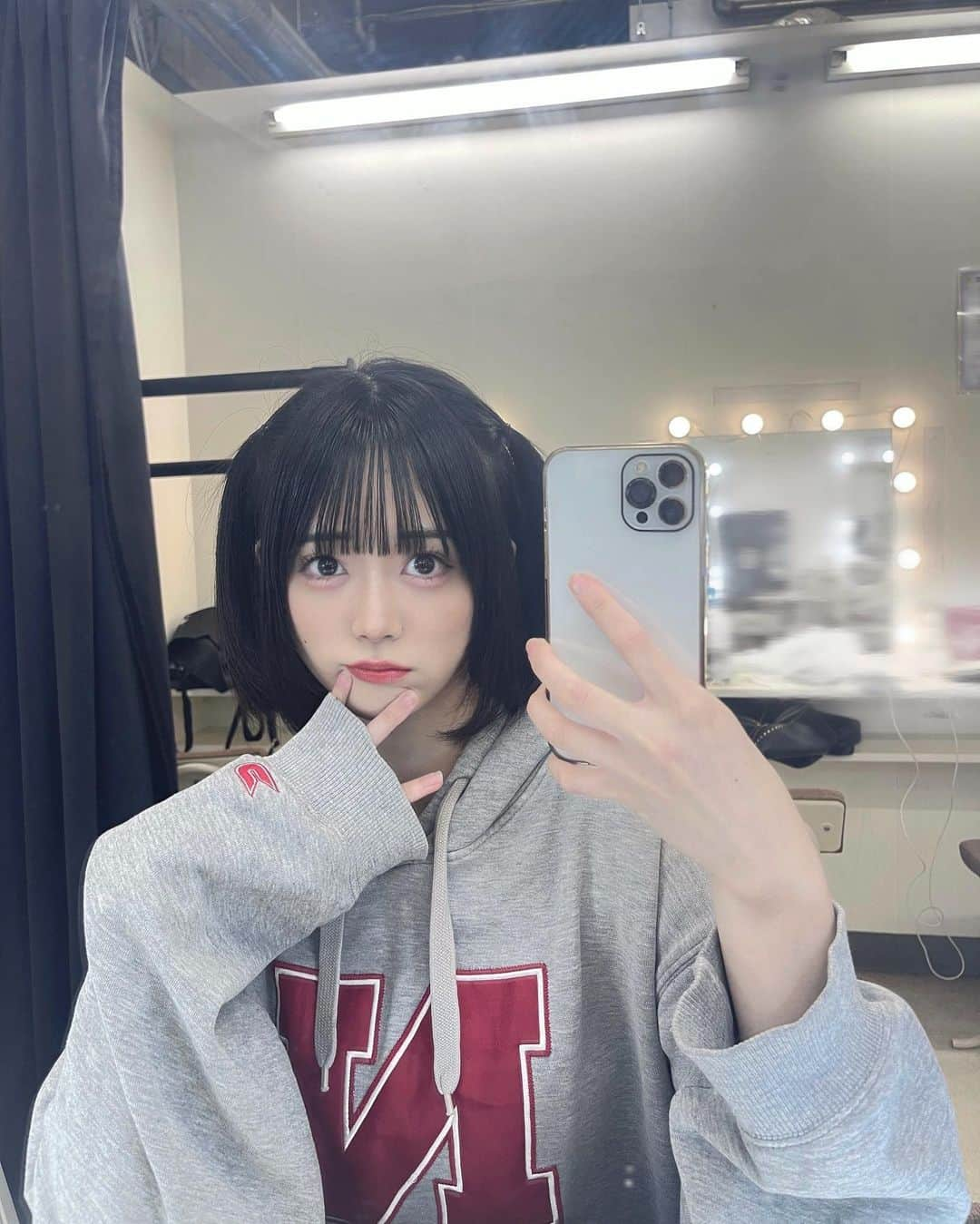 益田珠希さんのインスタグラム写真 - (益田珠希Instagram)「鏡越し   #アイドル  #idol  #2004  #04  #03  #japaneseidol  #japan  #ボブ」4月9日 23時44分 - tamaki_masuda_box