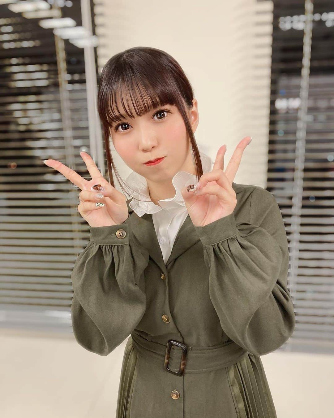 亜咲花さんのインスタグラム写真 - (亜咲花Instagram)「✌︎ (๑⃙⃘'ᵕ'๑⃙⃘) ✌︎」4月9日 23時57分 - asaka_official