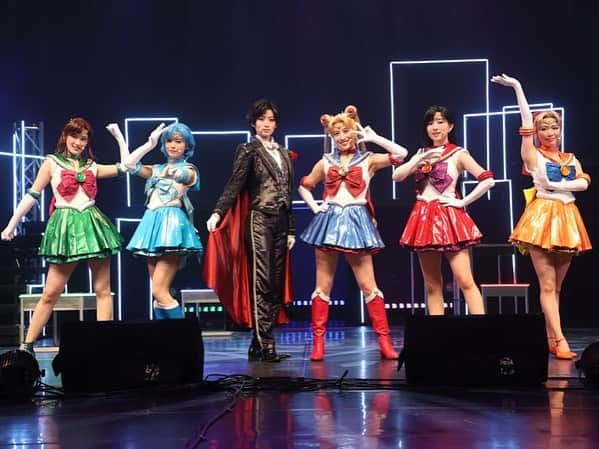 後藤紗亜弥さんのインスタグラム写真 - (後藤紗亜弥Instagram)「“Pretty Guardian Sailor Moon”The Super Live 台北公演、無事に全公演駆け抜ける事ができました。 ⁡ 4年間の集大成 ⁡ 悔いなく、出し切ることができました。 ⁡ ⁡ 美少女戦士セーラームーンが大好きです。 ⁡ セーラーヴィーナス 愛野美奈子ちゃん ⁡ この4年間、ずっと ⁡ ずっと支えられていました。 ⁡ 彼女の持つ天真爛漫さや、芯のある姿に 何度も背中を押されては また彼女を演じたいと願い続けた4年間 ⁡ スタッフの皆様 そしてなにより ご来場くださったお客様に 心から感謝しています。 ⁡ 本当にありがとうございました！！ ⁡ 謝謝大家🫶💛💕 ⁡ #sailormoonsuperlive #美少女戰士 #セーラーヴィーナス #愛野美奈子 #大好き #我愛你 🫶」4月10日 0時09分 - saaya_goto