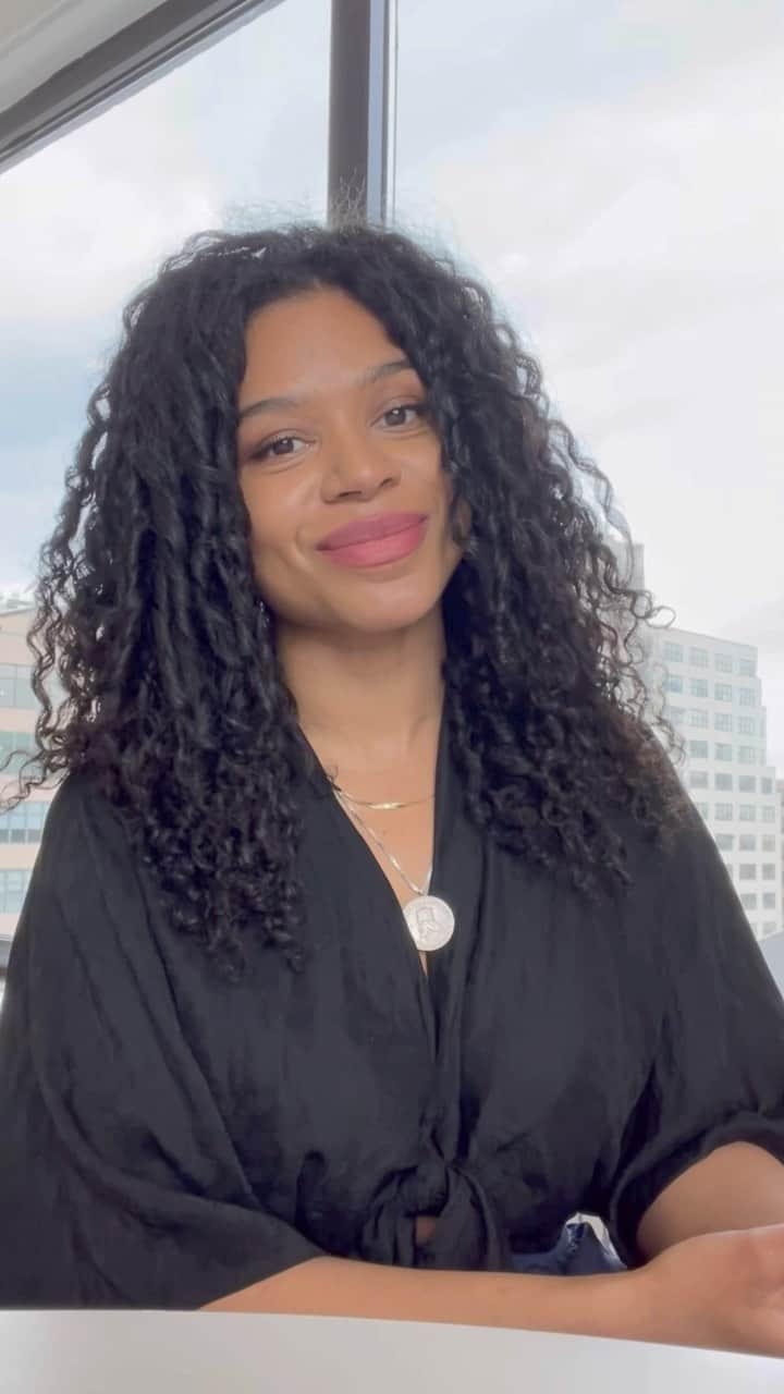 Glossierのインスタグラム：「Take it from @s__k__i__m, Glossier Grantee and founder of @skimdo: “Do not panic, organize!” Applications are still open until April 11th for our 2023 Glossier Grant Program for Black Owned Businesses. Apply now on glossier.com/blog!」