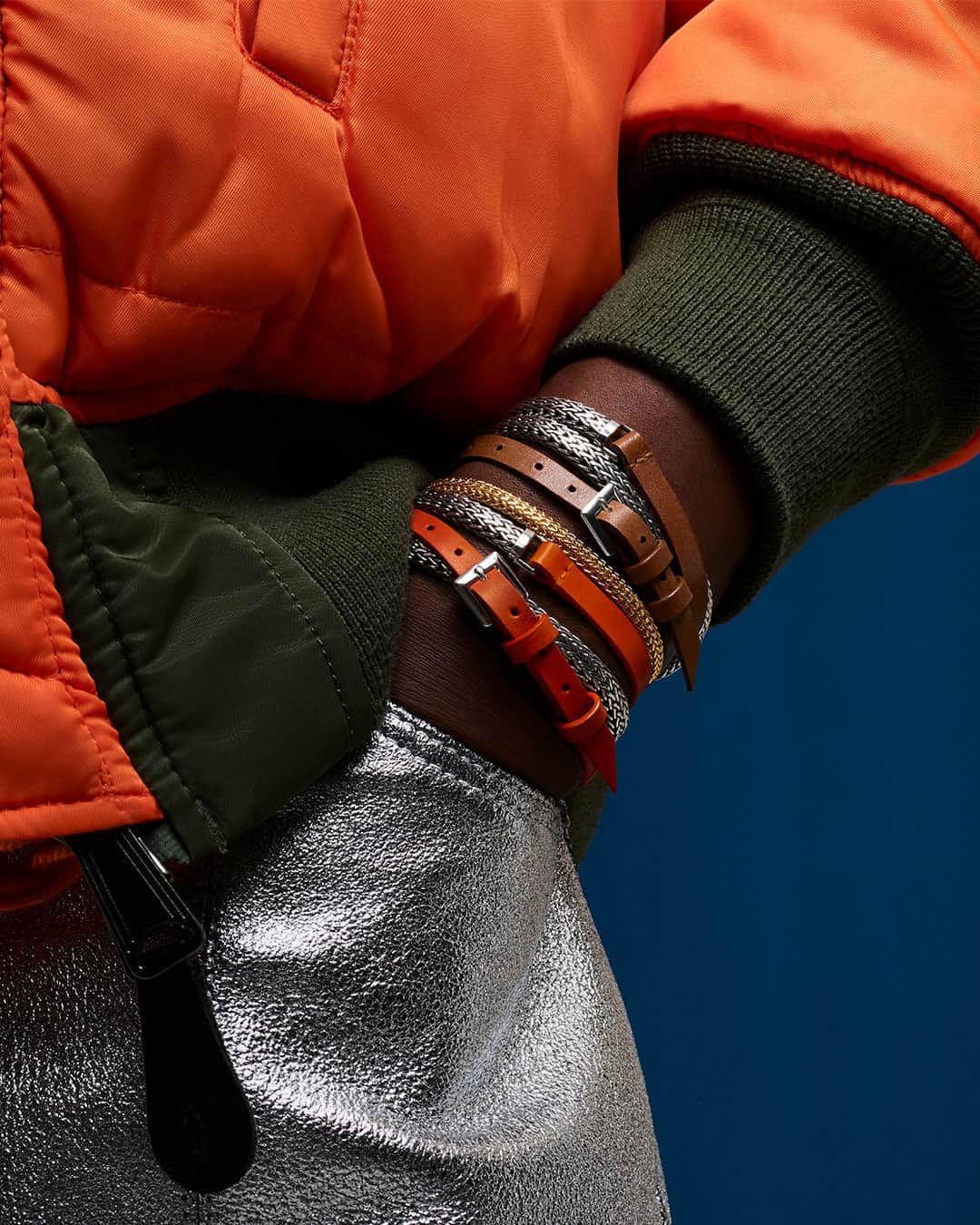 ジョン ハーディーのインスタグラム：「Meet The Leather Wrap: your new favorite accessory.」