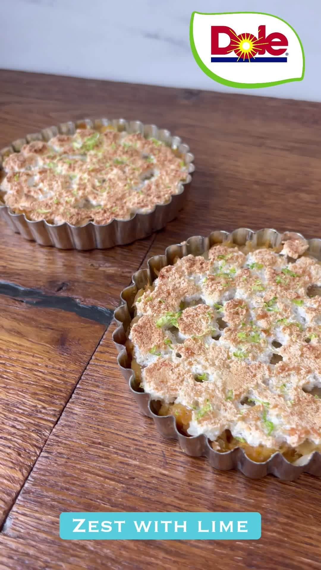 Dole Packaged Foods（ドール）のインスタグラム：「Easter just got a little sweeter with these spiced pineapple tartlets! 🍍🥧🐰   Link in bio for recipe!」