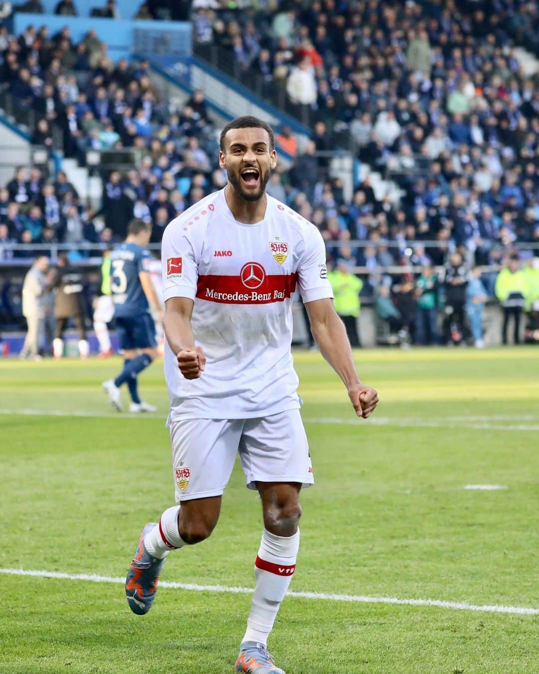 VfBシュトゥットガルトのインスタグラム：「‼️‼️ AUS. WÄRTS. SIEG. ‼️‼️ Jaaaaa, so wichtig!! _ #VfB #BOCVfB 2:3 #vfbstuttgart #vfbstuttgart1893 #auscannstatt #furchtlosundtreu #VfBInsta」