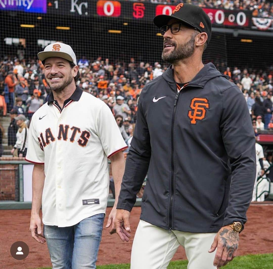 イアン・ボーエンさんのインスタグラム写真 - (イアン・ボーエンInstagram)「My first opening day at the home stadium @oraclepark rooting on the boys from the bay. @sfgiants for life #HumBaby Thanks to everyone for the wonderful day.」4月10日 2時34分 - ianbohen