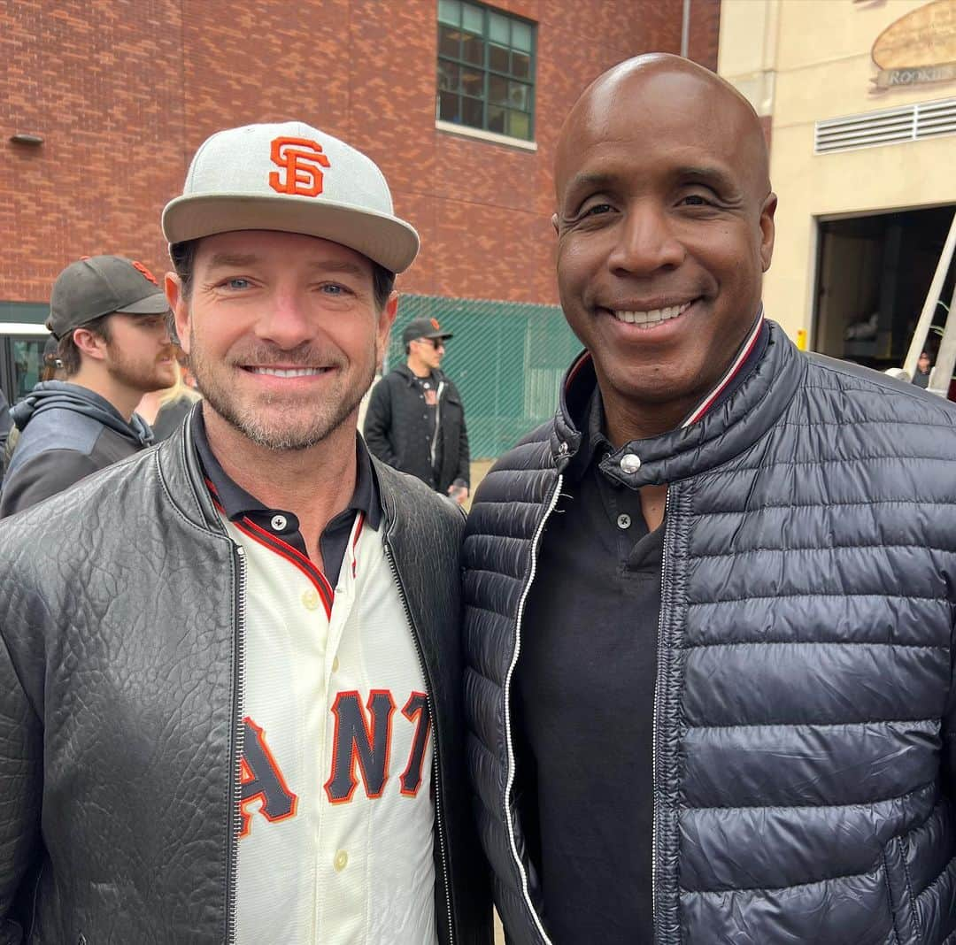 イアン・ボーエンさんのインスタグラム写真 - (イアン・ボーエンInstagram)「My first opening day at the home stadium @oraclepark rooting on the boys from the bay. @sfgiants for life #HumBaby Thanks to everyone for the wonderful day.」4月10日 2時34分 - ianbohen