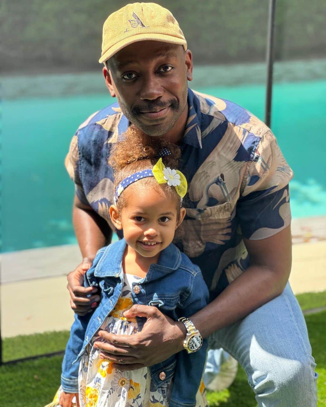 ラモーネ・モリスのインスタグラム：「What a day!!!!! #HappyEaster」