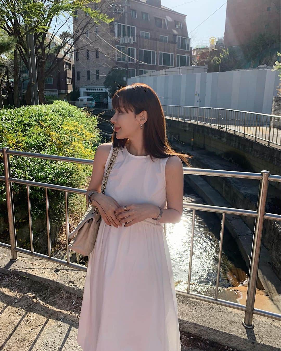 nanaさんのインスタグラム写真 - (nanaInstagram)「핑크꽃 너무 농협은행😳」4月10日 12時46分 - luv__ribbon