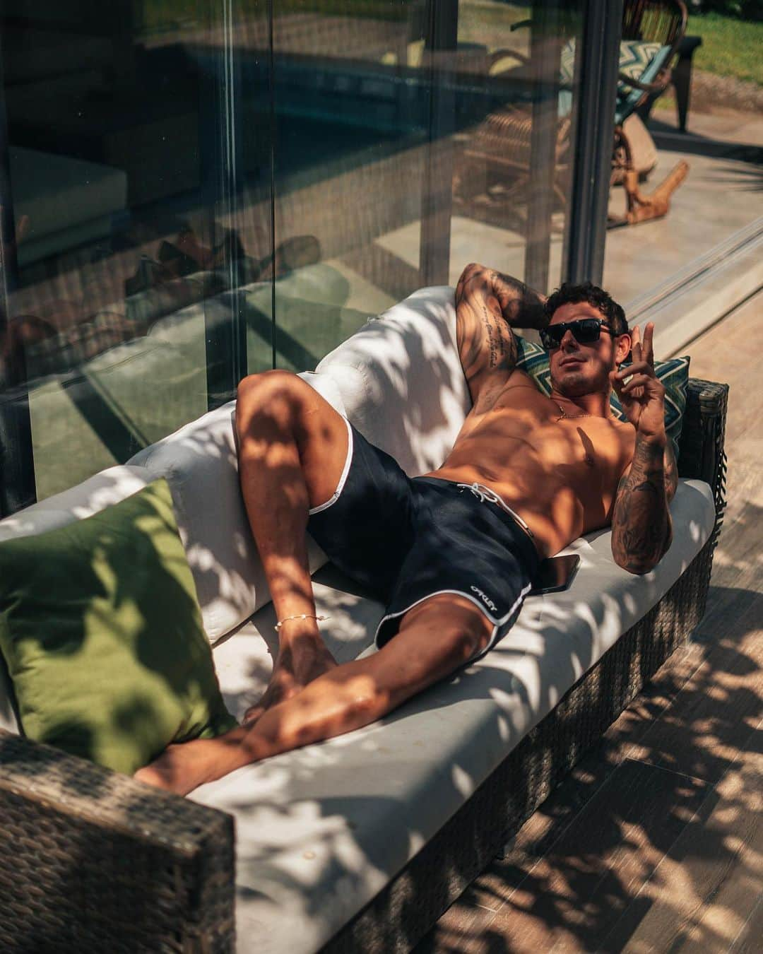 Hugo Garciaさんのインスタグラム写真 - (Hugo GarciaInstagram)「Con este calor no provoca ni pararse! ✌🏾🥵」4月10日 5時12分 - hugogarcia