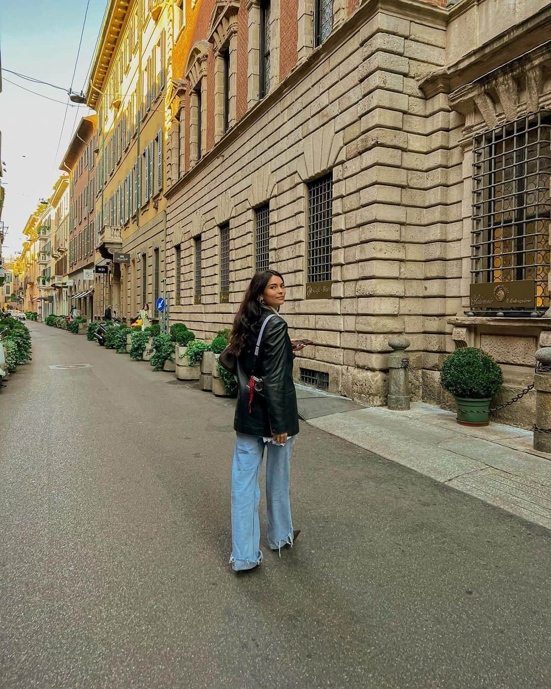 キラ・サントーロさんのインスタグラム写真 - (キラ・サントーロInstagram)「Easter in Milano 🇮🇹✨」4月10日 5時29分 - kyrasantoro