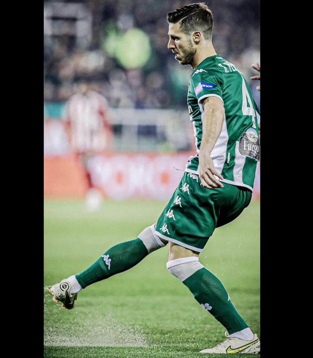 のインスタグラム：「We deserved it . I’m so proud of my team . @fcpanathinaikos」