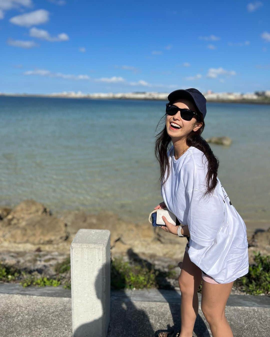 のインスタグラム：「沖縄行きたい🥹なんならハワイいきたい✨  #jclassic  #kclassic  #nabba #model  #workout  #beautiful  #fitnessgirl  #fitness  #training  #トレーニング  #筋トレ #gym  #フィットネス #筋肉 #美ボディ #ゴールドジム  #ワークアウト  #エニタイム  #エニタイム 女子 #フィットネスモデル  #トレーニングジム  #トレーニング好きな人と繋がりたい  #トレーニング好きと繋がりたい  #プロテイン #減量  #アンバサダー #optimum  #ヨガウェア  #東京 #沖縄」