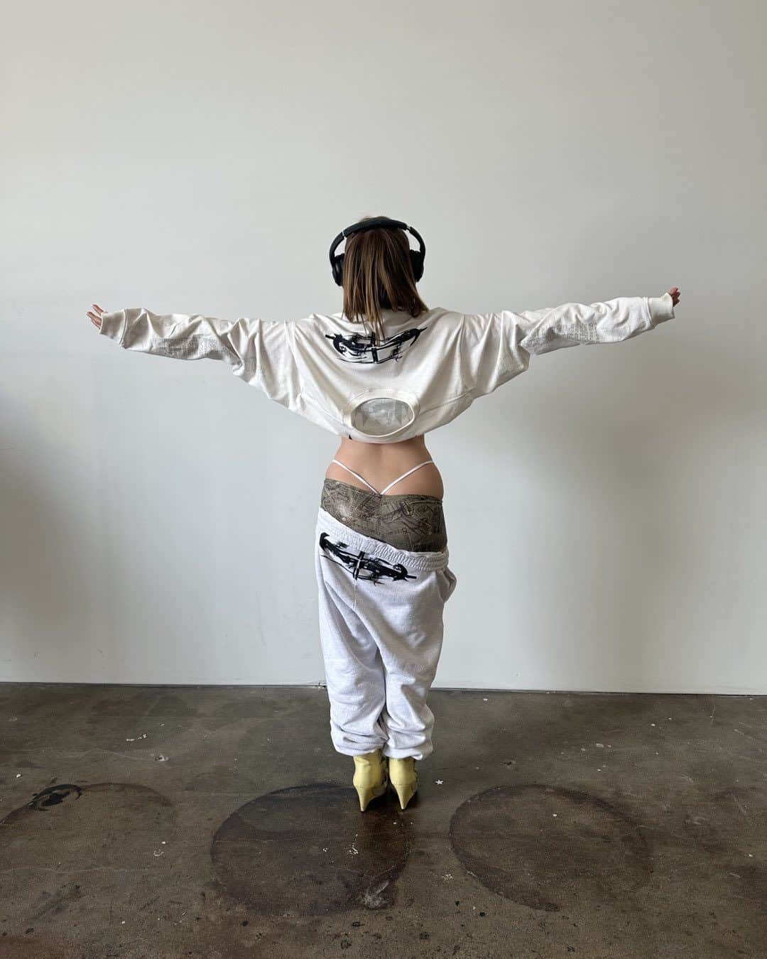 ケイリン・ルッソのインスタグラム：「Happy Easter 🐣」
