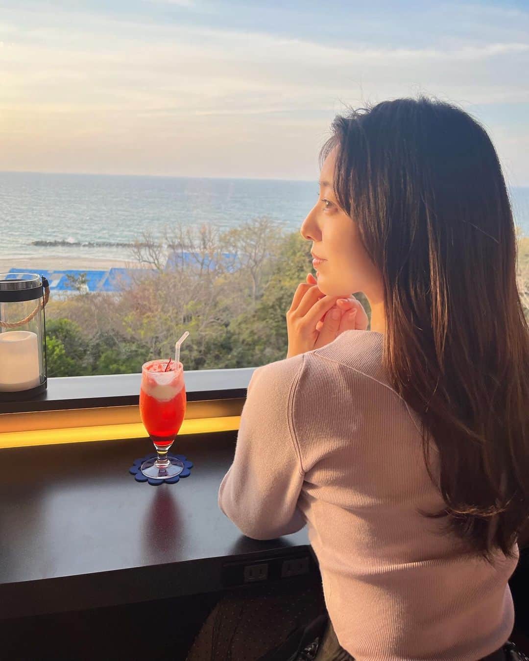 のインスタグラム：「🌄  日本海に沈む夕陽」