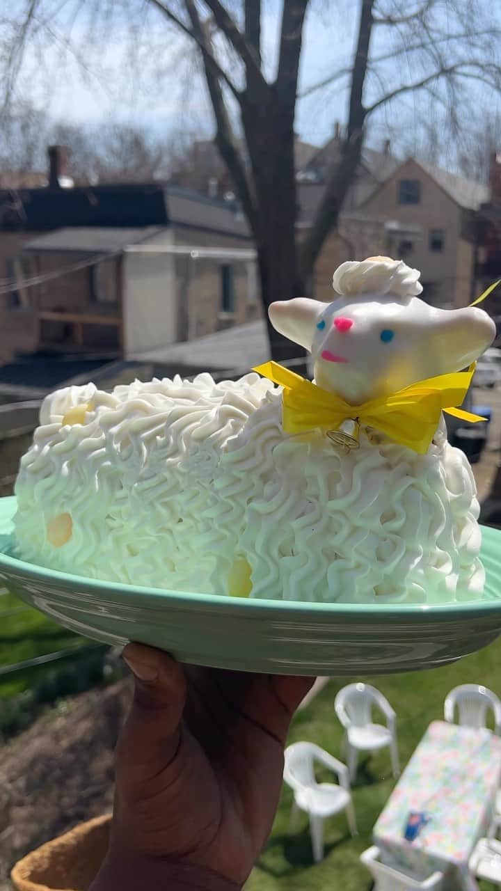 Paul Octaviousのインスタグラム：「The Lamb Cake made an appearance today and she did not disappoint because she is that girl. 🐑   Is this a Midwest ting? We defo to my recollection didn’t have these growing up…🤭   Did a little research and what we learned… A lamb cake is a traditional dessert commonly served during the Easter season. It is typically made by baking a cake in a lamb-shaped mold, which results in a cake that is shaped like a standing lamb. The cake is then usually decorated with white frosting or icing to represent the lamb’s wool, and sometimes with additional decorations such as candy eyes and a small red ribbon around the neck. The lamb cake is a beloved Easter tradition in many cultures, and is often enjoyed as a sweet and festive centerpiece for Easter celebrations.  So treat your self next time to a lamb cake, this one was from Mariano’s 👀  #lambcake #cake #easter #eve」