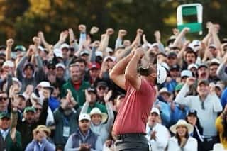 のインスタグラム：「I’m so happy and proud of my fellow Spaniard!! The new @themasters champion!! Congrats @jonrahm!! Keep making history!!」