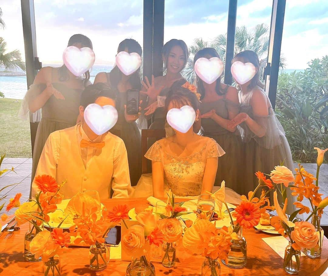 志村玲那さんのインスタグラム写真 - (志村玲那Instagram)「#2日目  #今回のメイン #結婚式  #なよ #おめでとう〜 #めちゃ綺麗だった #すごい素敵  #式も最高 #沖縄ウェディング #だから #ご家族と #私たちだけ #すごい距離が近くて素敵 #めちゃ楽しかった #リモートウェディング #現代的でよかった  #新郎と2ショ撮ったり #新郎新婦の家族と写真撮ったり #初めての経験  #ウエディングコーデ #ブライズメイド  #はしゃいだ #最高だった  #沖縄 #okinawa #wedding」4月10日 10時38分 - rena_shimura