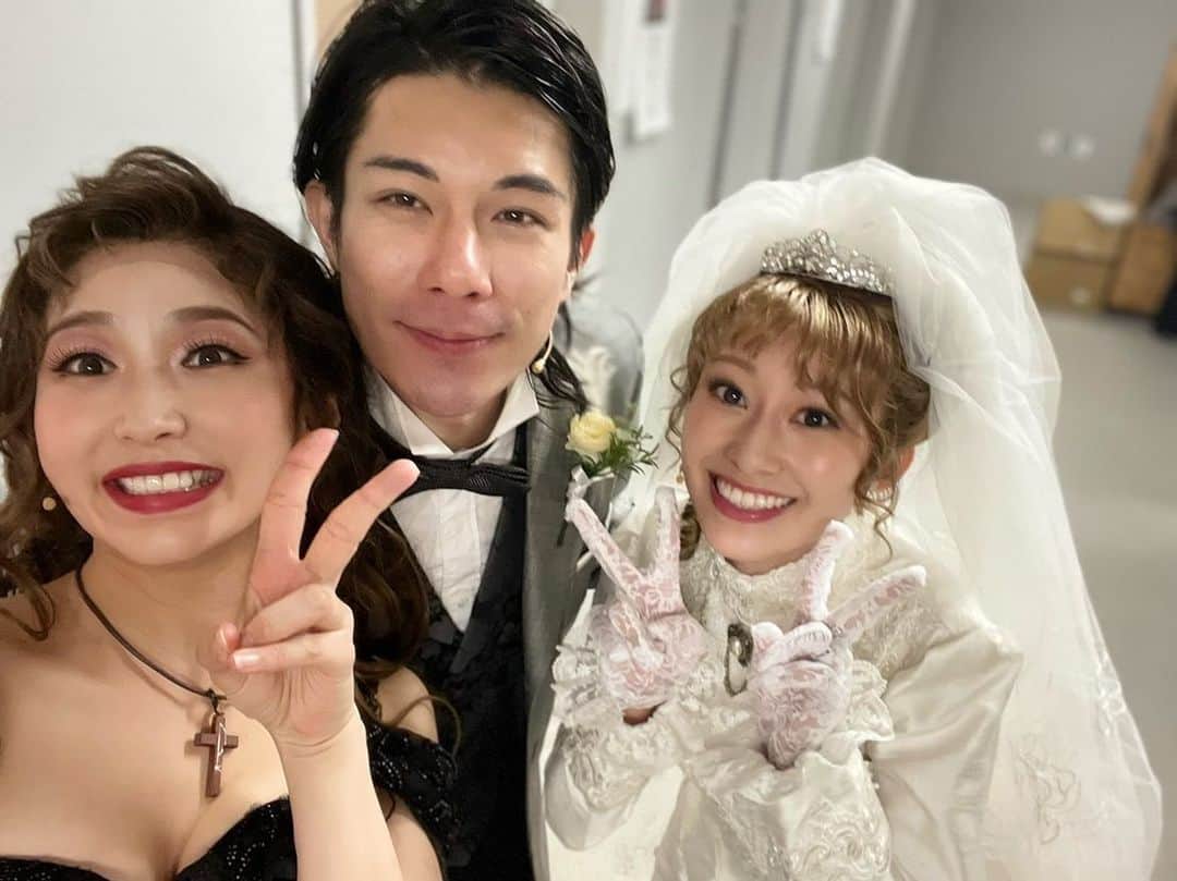 桜井玲香のインスタグラム：「名古屋公演 ありがとうございましたー♡！  #ジキハイ  #柿澤勇人 さん #笹本玲奈 さん」