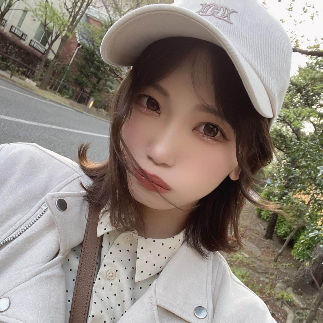 石原美沙紀のインスタグラム：「🍃🍃🍃  #데일리　#셀카　#일본　#친구해요 #instagood #instalike #instafashion #japanesegirl #cute #自撮り #自撮り女子  #アイドル  #今日のコーデ #ファッション #selfie #followme #likeforlikes  #写真好きさんと繋がりたい#idol #japanese #メイク #フォローミー　#follow #モデル #推し」