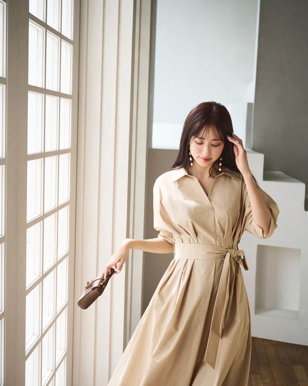 愛甲千笑美さんのインスタグラム写真 - (愛甲千笑美Instagram)「ファッションの撮影で姉妹で初共演でした 楽しかった〜〜！！！ 本日から公開なのでぜひ見てください😌 姉妹でインスタライブもします〜 4/20(木)21:00〜 @naturalbeautybasic_official のアカウントで配信します☁️ぜひ見てね  #naturalbeautybasic #ナチュラルビューティーベーシック」4月10日 11時34分 - chiemyyyyy