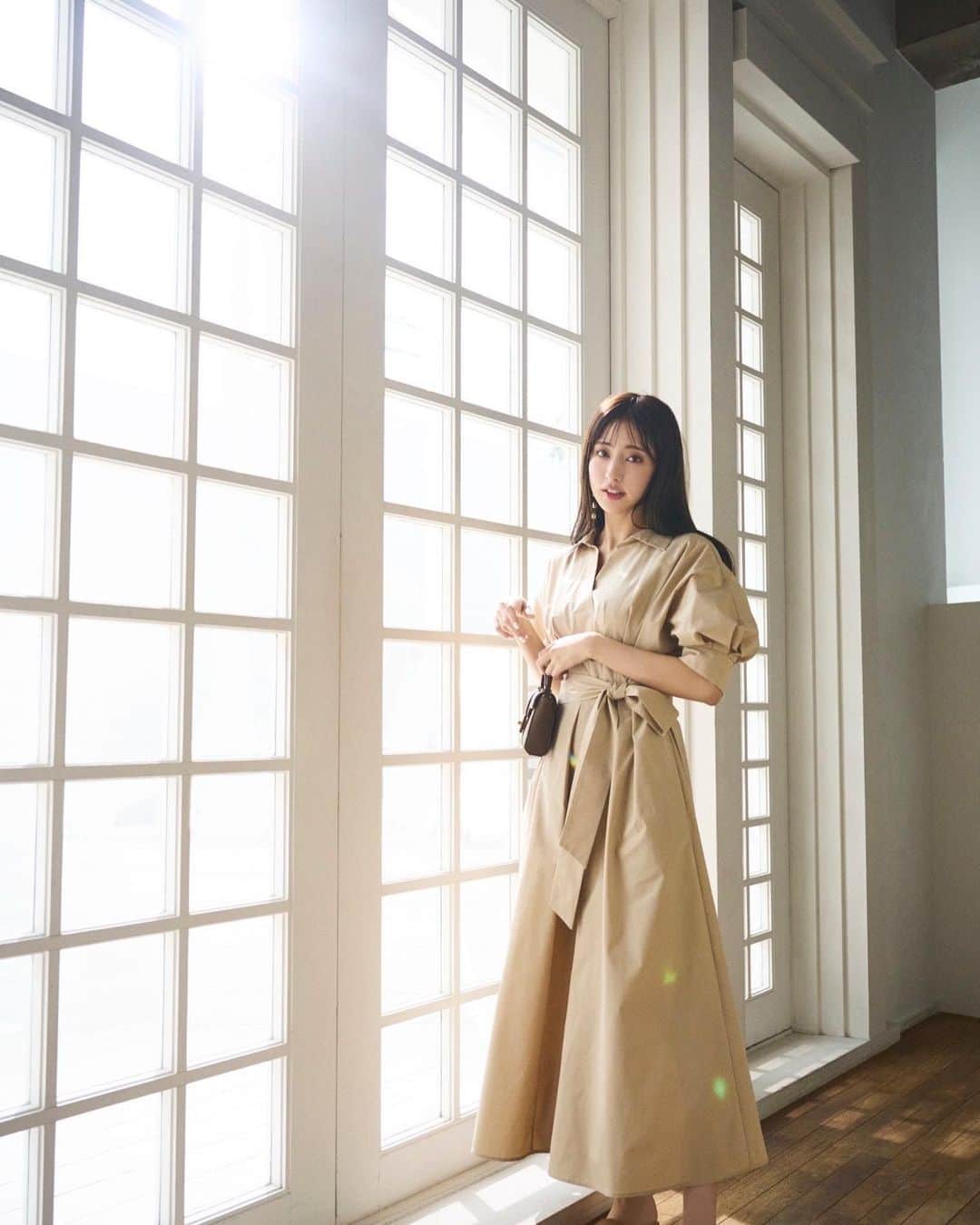 愛甲千笑美さんのインスタグラム写真 - (愛甲千笑美Instagram)「ファッションの撮影で姉妹で初共演でした 楽しかった〜〜！！！ 本日から公開なのでぜひ見てください😌 姉妹でインスタライブもします〜 4/20(木)21:00〜 @naturalbeautybasic_official のアカウントで配信します☁️ぜひ見てね  #naturalbeautybasic #ナチュラルビューティーベーシック」4月10日 11時34分 - chiemyyyyy