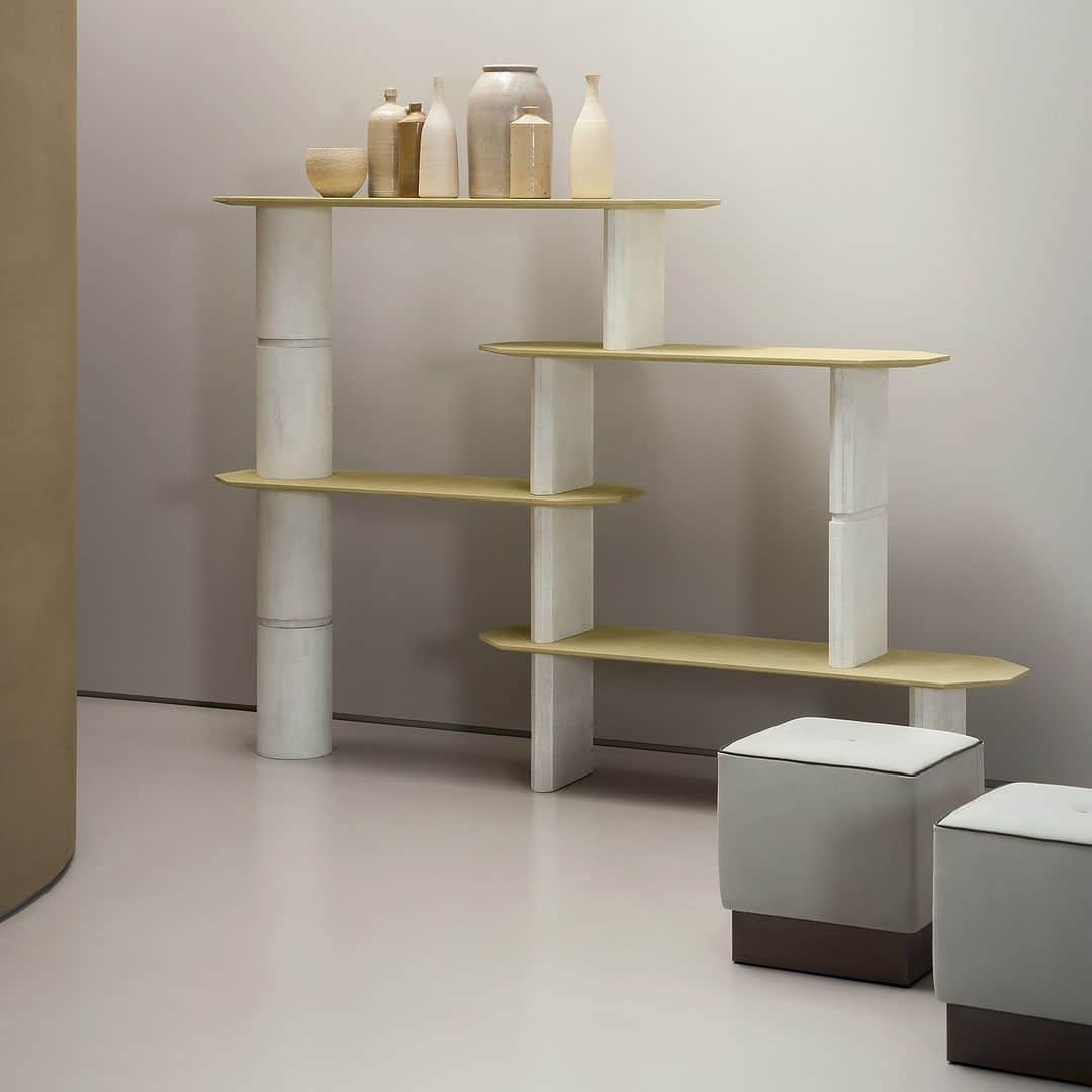 のインスタグラム：「BOOK CASE：AZZAL DESIGNER：STUDIOPEPE  【 Baxter Tokyo 】 東京都港区南青山4-18-16 フォレストヒルズ WESTWING B1F Tel：03-5413-8913　Mail：info@omobito.jp Store : 11:00～18:00 (※水曜日のみ事前予約制)  . . .  #baxtercinema #baxtermadeinitaly #baxter #baxterjapan #baxtertokyo #leather #interior #interiordesign #interiorstyling #furniture #lifestyle #バクスター #バクスタージャパン #バクスター東京 #イタリア家具 #インテリア #インテリアデザイン #レイアウト #ライフスタイル #家具 #照明 #ソファ #チェア #テーブル #ベッド #リビング #レザー #ヌバック #表参道 #南青山」