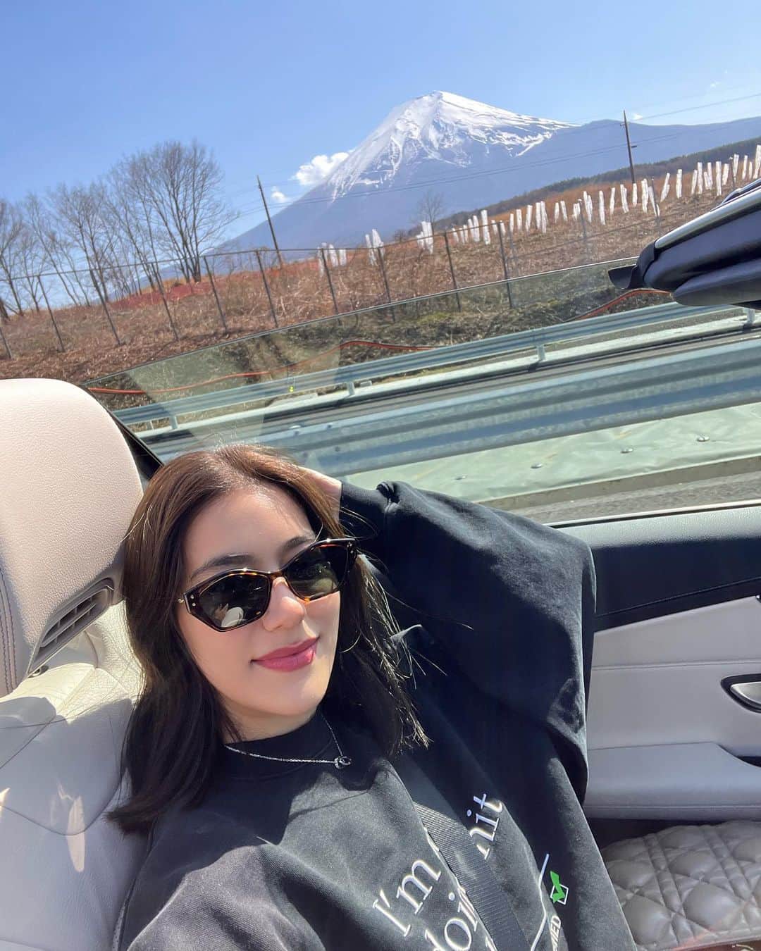 キンバリー・アン・ウォーテマス・ティアムシリのインスタグラム：「Kimmysan around Fujisan 🗻🤍」