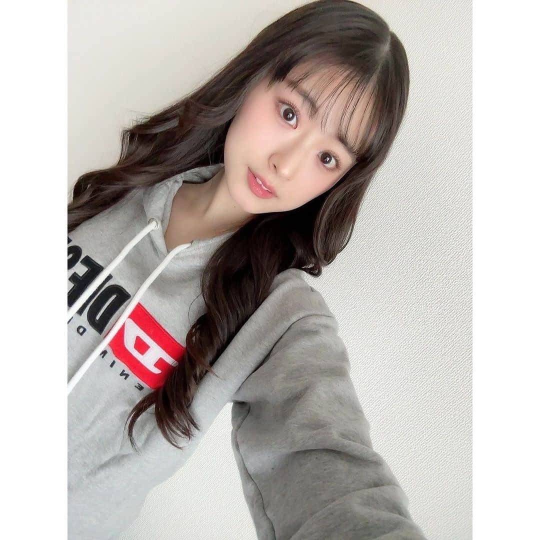 井本彩花さんのインスタグラム写真 - (井本彩花Instagram)「． 今週も頑張りましょ〜〜🎓」4月10日 22時31分 - imoto_ayaka_official