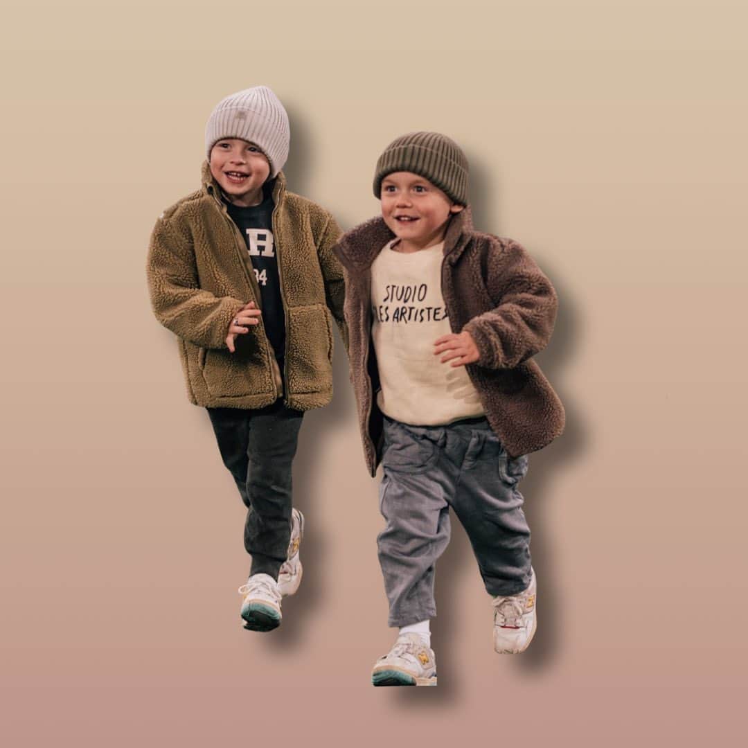 クリストファー・ピーターソンのインスタグラム：「Time flies, My boys now 5 & 4 years old. Så stolt över er och stolt över att vara eran Pappa ❤️ Jag älskar er så otroligt mycket!」