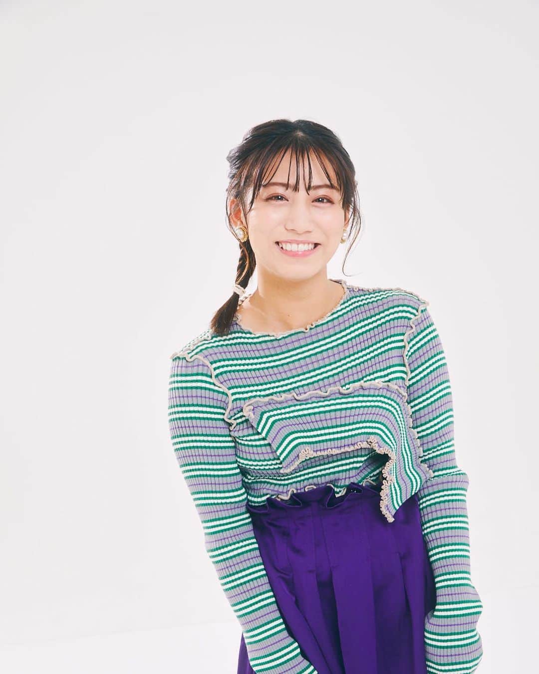 坂本遥奈さんのインスタグラム写真 - (坂本遥奈Instagram)「生誕のアザーカット✨  🤍💓💚💜  今日は何の日⁇って調べたら 酔い止めの日って出てきた。笑  海釣り行く時にお世話になってる 最強の酔い止めはアネロン🙋 酔っちゃう確率高いので必ず飲むよ〜 でもだんだん慣れて、強くなってきた気もするんだなぁ〜  でも怖いからアネロン飲まずに 釣りに行く挑戦は出来ないまま🥹  ちなみに他で気になったのは  #パンケーキの日 #アメリカンフライドポテトの日  #コッペパンの日 #ほうとうの日  全部食べ物…🥱🥱笑  大好きな女子流ちゃんの ひーちゃんの お誕生日も今日だよっ💓 おめでとう🎂🤭  #TEAMSHACHI#坂本遥奈#japanese#japanesestyle #japaneseidol #idol #fyp#instagood #instafashion #instalike #japan #followme#hair#酔い止めの日」4月10日 22時29分 - haruna_sakamoto_official