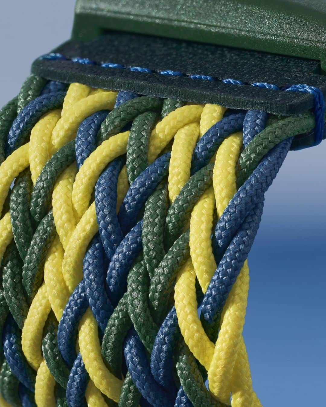 スカーゲンさんのインスタグラム写真 - (スカーゲンInstagram)「Woven strap made with 100% recycled materials: Samsø Series.」4月10日 23時00分 - skagendenmark