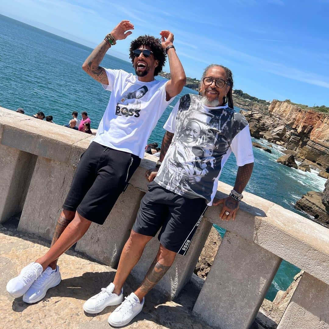 のインスタグラム：「TÔ DIZENDOOOOO 😅😂😍」