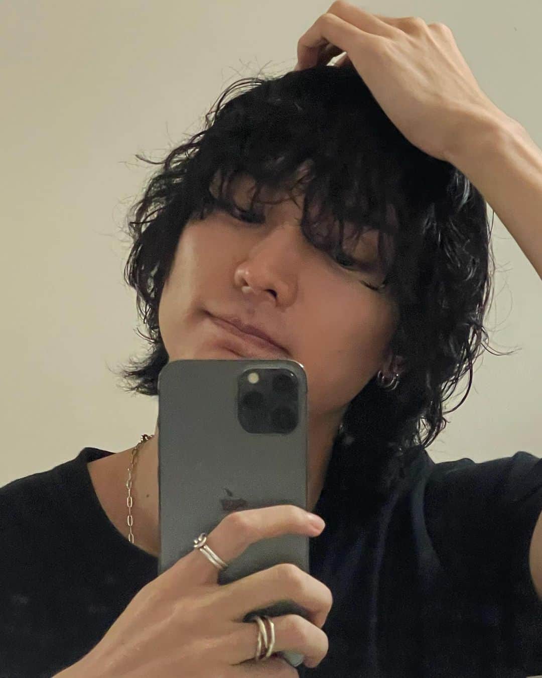 安達祐人さんのインスタグラム写真 - (安達祐人Instagram)「✂︎ 一年半ぶりの前髪　✂︎」4月10日 15時01分 - yuto_dachi