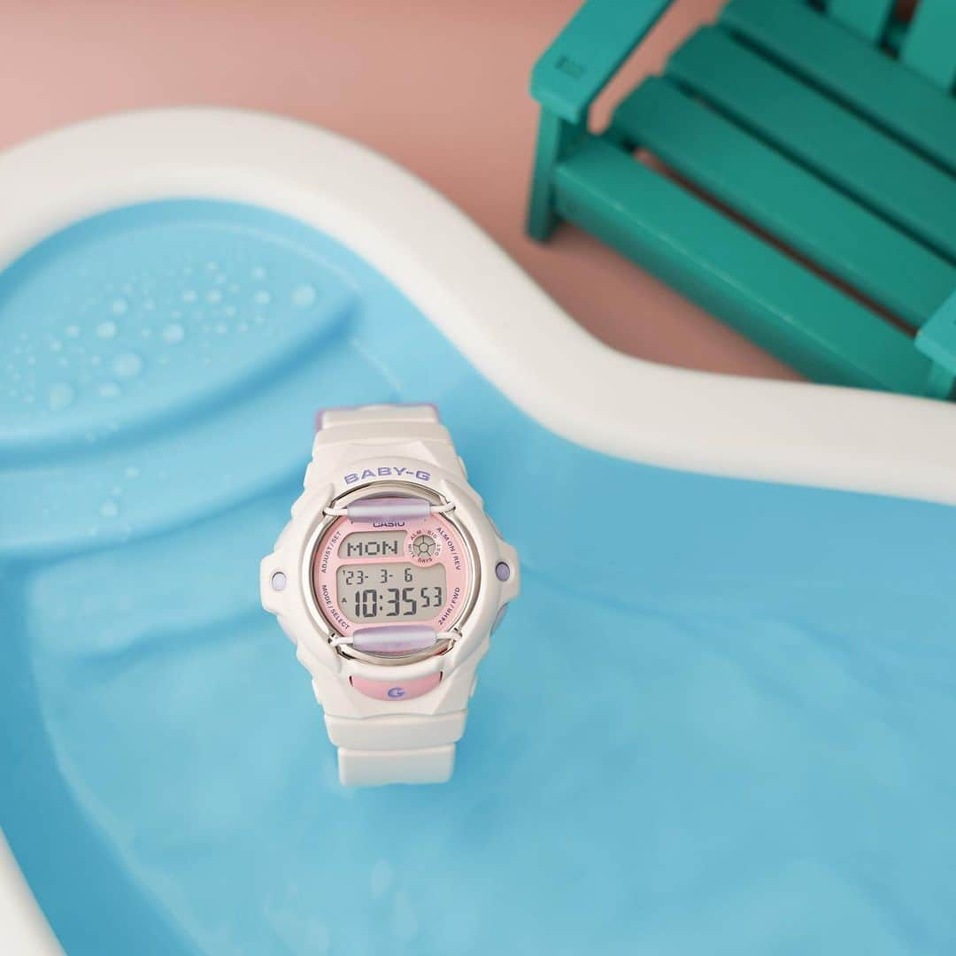 CASIO BABY-G Japan Officialさんのインスタグラム写真 - (CASIO BABY-G Japan OfficialInstagram)「春夏の楽しいお出かけプランはもう決まった❓💕NEWモデルのプレイフルビーチコレクションは、20気圧防水で着けたままで水泳もできるから安心して思いっきり遊べちゃう🏊✨ . BG-169PB-7JF ￥12,650 *tax included . #BABY_G #babyg_jp #GSHOCK #G_SHOCK #watch #腕時計 #CASIO #レディースウォッチ #手元倶楽部 #手元くらぶ #腕時計くら部 #腕時計好き #春モデル #プールコーデ #春コーデ  #ビーチ #防水ウォッチ #防水機能 #おでかけコーデ #旅行コーデ #ピンクコーデ #BG169」4月10日 15時21分 - babyg_jp