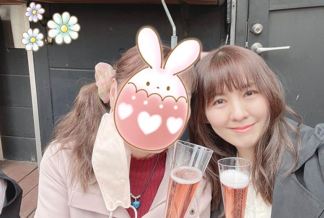 真坂美帆さんのインスタグラム写真 - (真坂美帆Instagram)「🌸  お花見その2 わたしのお母さんも桜色だった🌸😂💕  #お花見  #🌸  #さくら  #桜  #桜2023  #桜コーデ  #カメラ  #カメラ初心者  #写真  #写真好きな人と繋がりたい  #α6400  #声優  #桜坂美穂  #みーちゃんのつぶやき」4月10日 16時40分 - miho.sakurazaka_mii