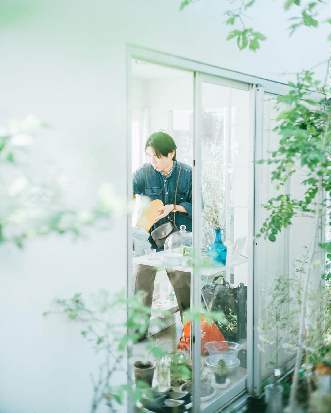 林響太朗さんのインスタグラム写真 - (林響太朗Instagram)「#yukifujisawa #森山邸  YUKIFUJISAWAの展示会に行ってきました。 空間も相まって世界観がとても美しかった。 同級生の頑張りはとても励みになる。」4月10日 17時40分 - kyotaro_photo