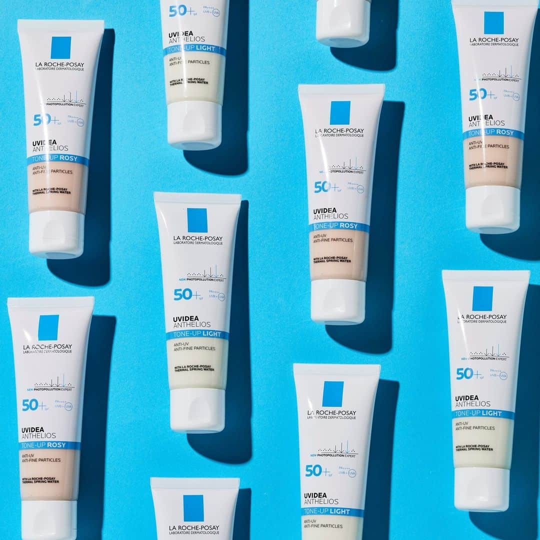 LA ROCHE-POSAY JAPAN ラロッシュポゼのインスタグラム：「【本日からメンバーズデー開始⏰トーンアップUVを含む5,000円(税込)以上のご購入で500ポイントゲット❗️】  いつも#ラロポ をご利用頂いているメンバーズの皆さまに 感謝の気持ちを込めて公式オンラインショップにてメンバーズデーを開催🤍  ・・・・・・・・・・・・・・・・・・・・・・・・  ▶︎4/10 10:00AM～4/13 9:59AM トーンアップUVを含む5,000円(税込)以上のご購入で500ポイントをプレゼント🎁✨  さらに、公式店限定のトーンアップUVキットが発売開始🌿 トーンアップ1本分の価格で、おすすめのスペシャルケアのミニサイズがついてくる💙  ・・・・・・・・・・・・・・・・・・・・・・・・  3日間限定ですのでお見逃しなく！  詳しくは、公式ショップにてチェックしてみてくださいね✅  --------------------- ◼️UVイデア XL プロテクション トーンアップ クリア ◼️UVイデア XL プロテクション トーンアップ ローズ ◼️UVイデア XL プロテクション トーンアップ ホワイト ---------------------  ＊＊＊＊＊＊＊＊＊＊＊＊＊＊＊ ラ ロッシュ ポゼ 化粧品空き容器を、全国のロフト店舗*( ラ ロッシュ ポゼ販売店舗)にて回収しています。 是非、使用済みの製品をお持ちください。 ＊後楽園ロフト東京ドームシティラクーア店、堺ロフトを除く。 ＊ターマルウォーター/セロザンク/アンテリオスＵＶプロテクションミストは回収製品除外です。  #ラロッシュポゼ #larocheposay #ラロポ #スキンケア #毛穴ケア #肌荒れ #肌トラブル #敏感肌 #敏感肌スキンケア #敏感肌コスメ #敏感肌でも安心 #敏感肌ケア  #潤い肌 #ツヤ肌 #美容マニア #美容液マニア #乾燥肌 #乾燥対策 #コスメ好きさんと繋がりたい #トーンアップUV #バリアトーンアップUV #紫外線対策 #UV下地  #UVケア #UV #メンバーズデー #キャンペーン #トーンアップ #下地 #混合肌」