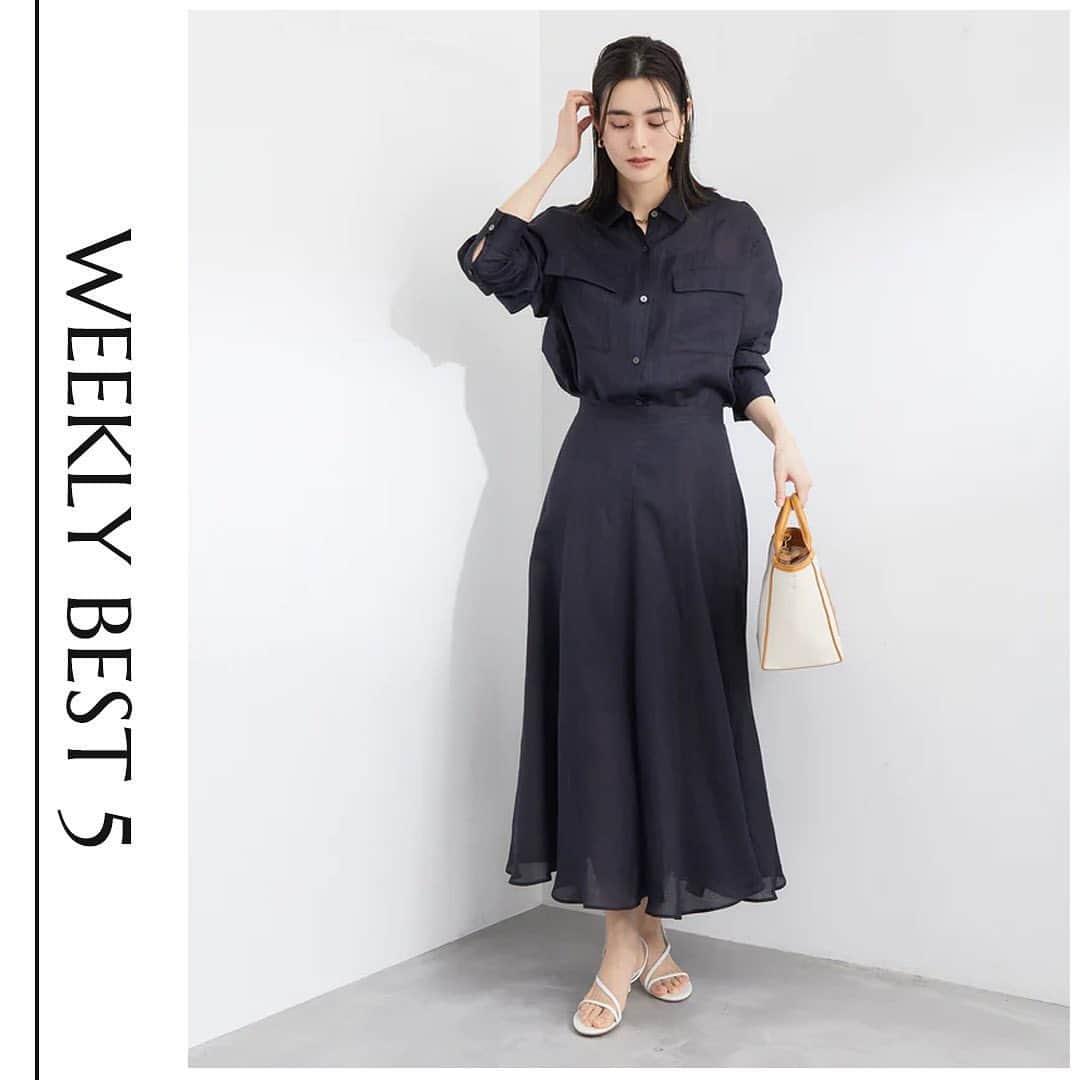 ロペのインスタグラム：「\ WEEKLY BEST 5 /  ⁡ 先週の売れ筋アイテムをご紹介します✨ ⁡ ⁡ ⁡ ▶ITEM  ⁡ ラミーフラップポケットシアーシャツ ¥20,900 (税込) ⁡ リネンストレッチブレザージャケット ¥41,800 (税込) ⁡ ダブルブレストジャケット ¥39,600 (税込) ⁡ コットンリネンポケット付きタイトスカート ¥18,700 (税込) ⁡ D BAG Large ¥18,920 (税込) ⁡ J'aDoRe JUN ONLINEでご購入いただけます。 ⁡ ⁡ ⁡ #fashion #通勤コーデ #通勤バッグ #新生活 #新生活準備 #オフィスカジュアル #大人カジュアル #春コーデ #春カラー  #ロペ #ROPÉ #ropejp」
