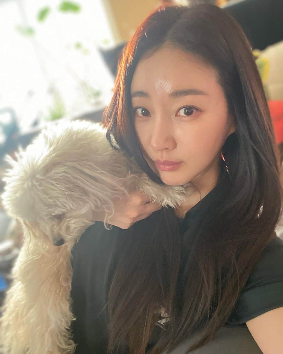 キム・サランさんのインスタグラム写真 - (キム・サランInstagram)「#강아지인형인가#넘귀여움#사진찍기힘듦 🙈🙂#제발카메라봐줘」4月10日 18時09分 - sarangkim.love
