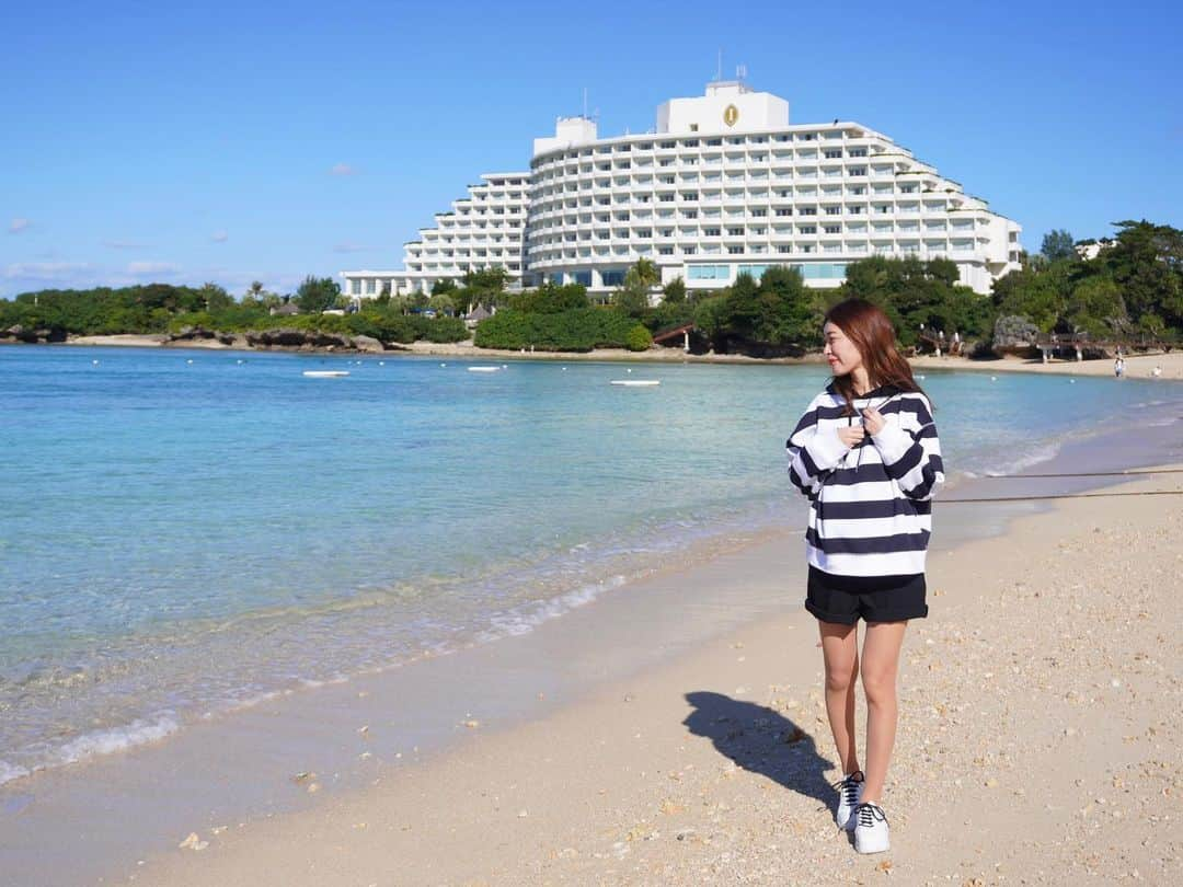 菊池かなこのインスタグラム：「.  沖縄また泊まりたいホテル🤍  @ana.ic.manza.beach.resort   半潜水艦のサブマリンJr.に乗って 海底探検した思い出🛳✨✨  敷地が広くて万座ビーチお散歩したり 隠れ家ビーチやプールサイドでのんびりしたり🏖 ホテル内で終日楽しめた🫶  📍ANAインターコンチネンタル万座ビーチリゾート  *.:･.｡**.:･.｡**.:･.｡**.:･.｡**.:･.｡** #anaインターコンチネンタル万座ビーチリゾート  #沖縄ホテル #沖縄旅行 #沖縄観光 #恩納村 #恩納村ホテル #万座ビーチ #万座ビーチリゾート #okinawa_media」