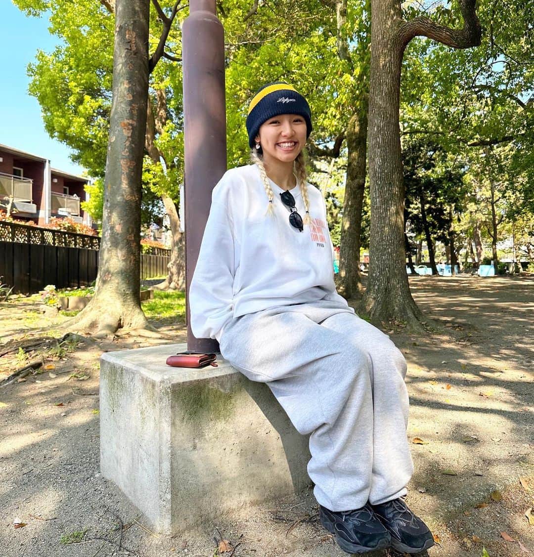 Rioさんのインスタグラム写真 - (RioInstagram)「Happy OSANPO 🥐🤍」4月10日 18時34分 - rioflake0107